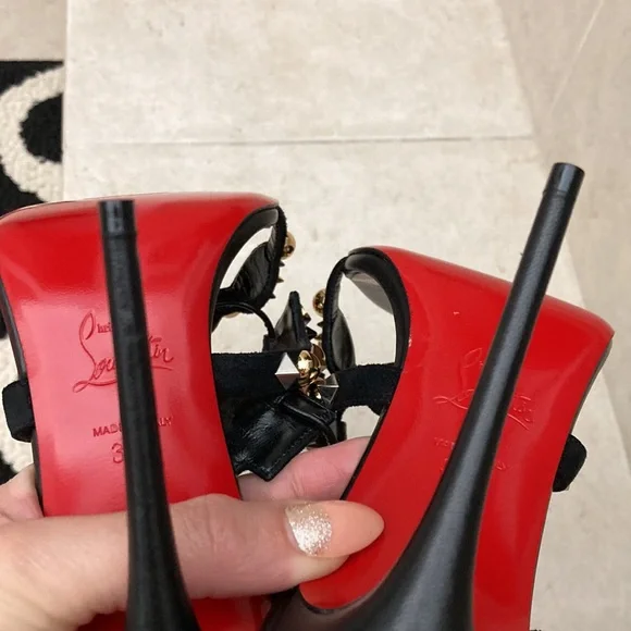 Rare Louboutin Kaleikita heels new - Picture 7 of 16